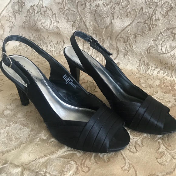 Kelly & Katie Shoes - Black heels